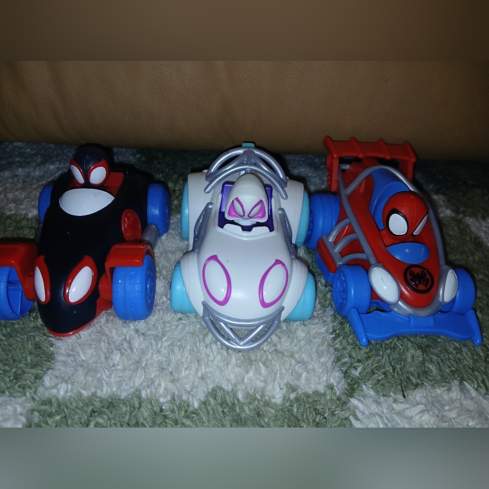Superhero Racing Car Trio - Black, White, Red